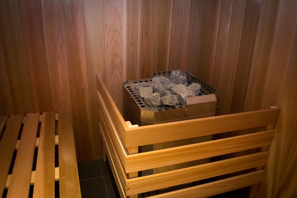 Hotel V Gatineau Ngoại thất bức ảnh